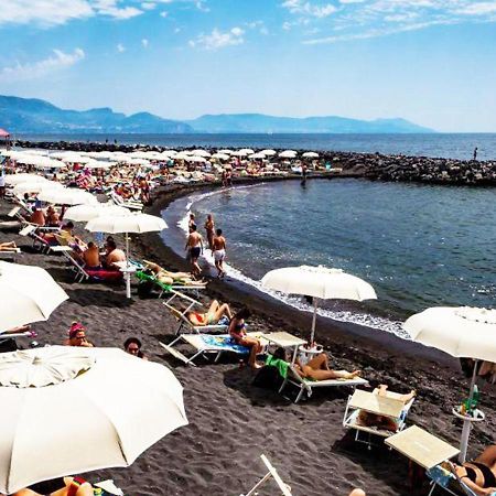 Villa Oplonti - Tra Napoli, Pompei E Sorrento Torre Annunziata Dış mekan fotoğraf