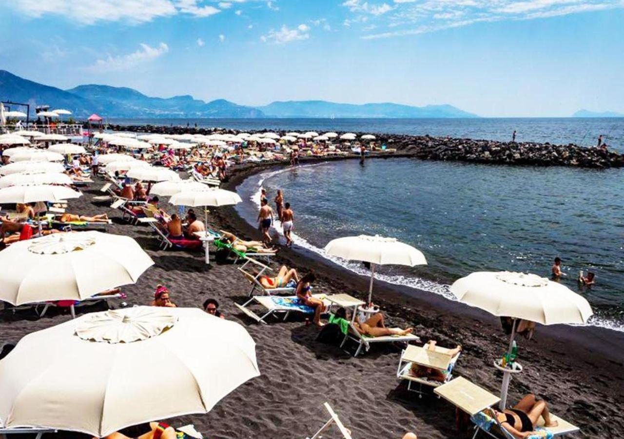 Villa Oplonti - Tra Napoli, Pompei E Sorrento Torre Annunziata Dış mekan fotoğraf